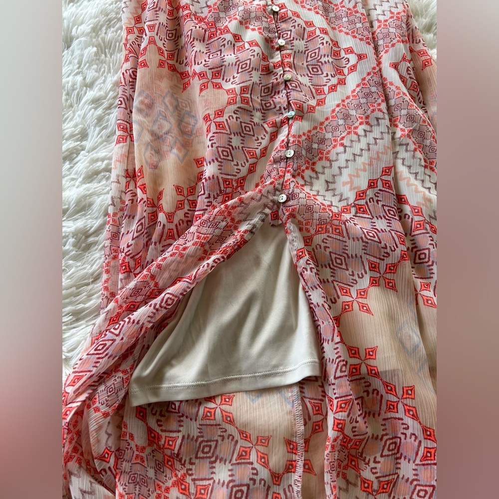 Express | Tapestry Print Short Sleeve Maxi Sheer Overlay Mini Dress - Picture 9 of 10